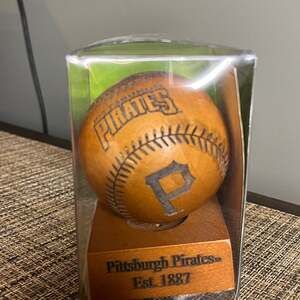Pittsburgh Pirates Collectible Vintage Wood-Style Baseball with Display Stand